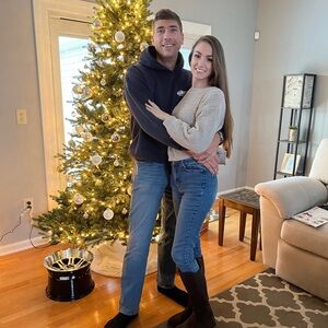 Meet your Posher, Cassandra